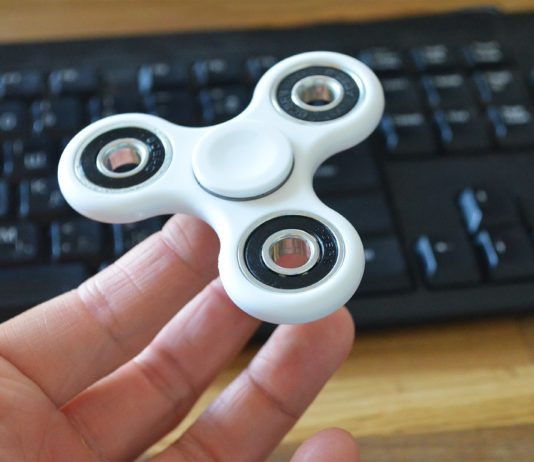 Fidget Spinner Simulator
